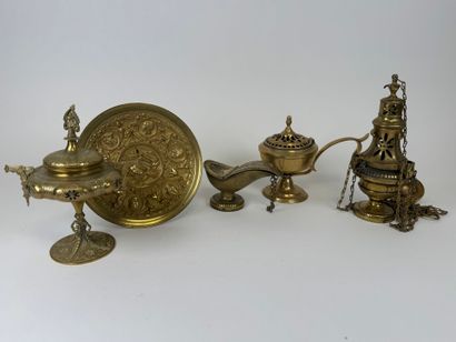 Various objects in brass and gilt and chased...