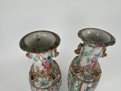CANTON, early 20th century. 
Polychrome enameled...