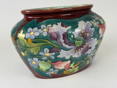 LONGCHAMP.
Large polychrome ceramic jardiniere...