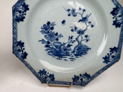 China, 20th century.
Porcelain plate with...