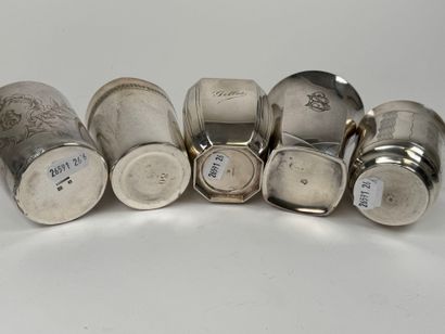 Silver plated lot including :
- CHRISTOFLE...