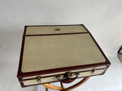 NEWLAND, TARLTON & Co. 
Travel writing case...