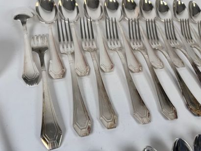 Set of silver-plated cutlery, net pattern,...