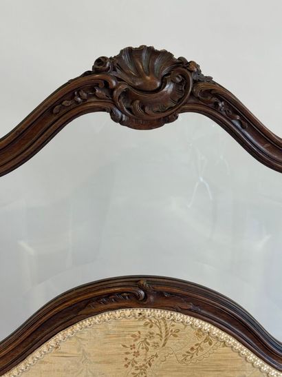 Small three-leaf folding screen in moulded...