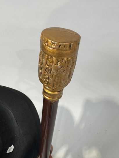 Curved wooden rod/umbrella holder, black...