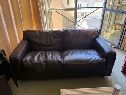 POLTRONE FRAU. 
Brown leather two-seater...