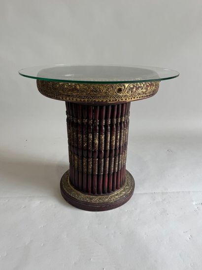 SOUTH ASIA, 20th century. 
Small pedestal...