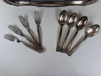 VINERS OF SHEFFIELD.
Silver-plated metal...
