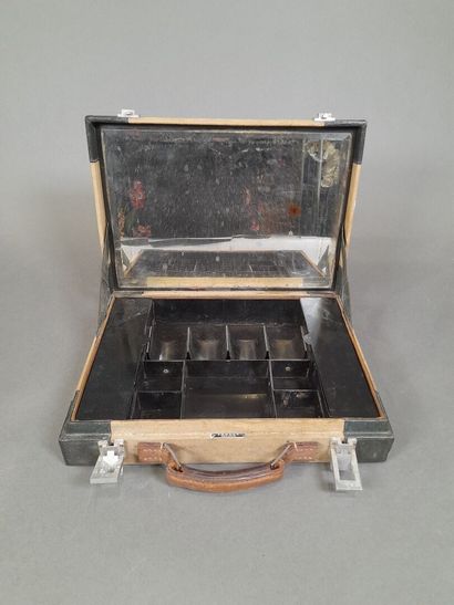 FARDEX.
Small one-handle cosmetic case in...