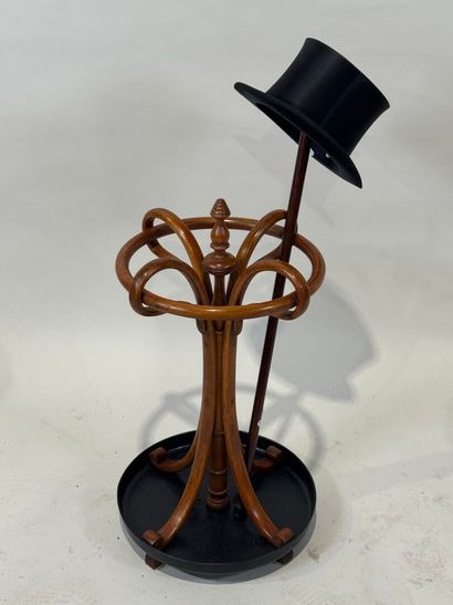Curved wooden rod/umbrella holder, black...