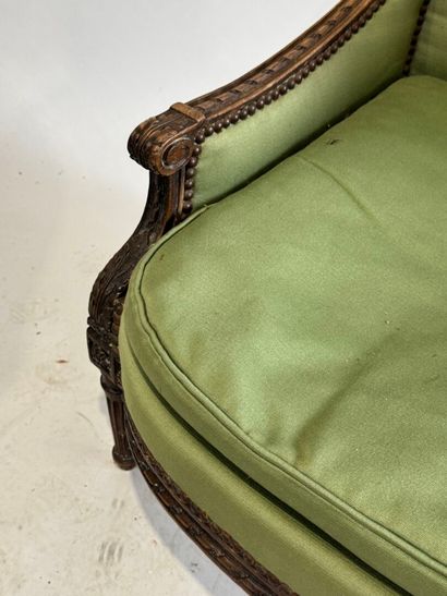 Louis XVI-style, molded and carved beech...