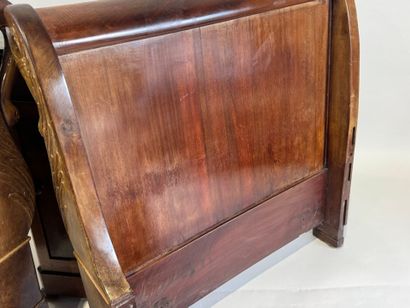 Mahogany veneered bed, the uprights decorated...