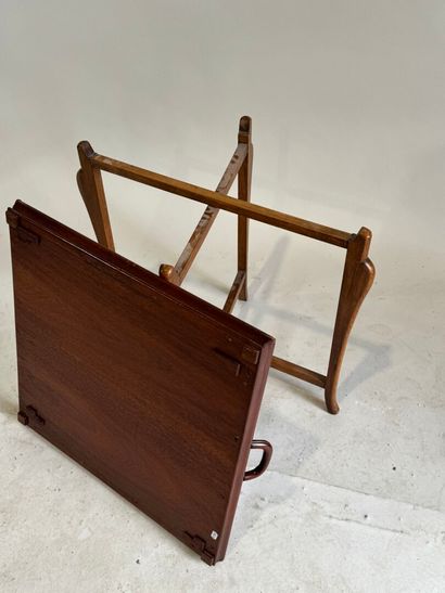 Folding base in molded beech with a square...