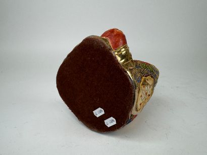 JAPAN, Satsuma, 20th century.
Polychrome...