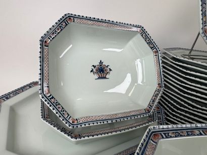 COQUET in Limoges.
Model 