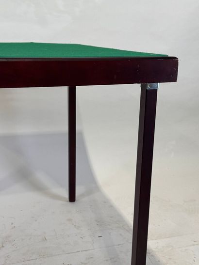 Le Bridgeur.
Folding bridge table in stained...
