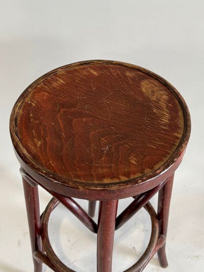 Stool in stained bentwood, circular seat.
H....