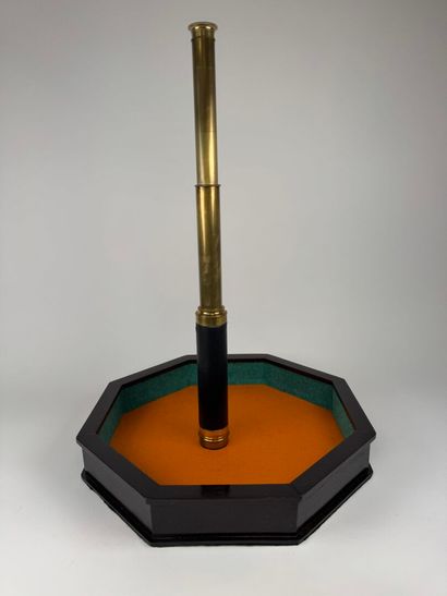 Lot including:
- Hexagonal game board in...