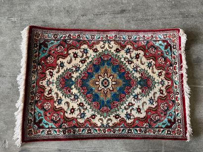 GHOUM. 
Hand-knotted polychrome silk carpet...