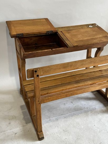 Light wood double school desk with two porcelain...