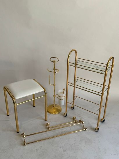 Bathroom set in gilded metal, glass and imitation...