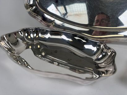 Silver-plated metal lot including :
- a large...