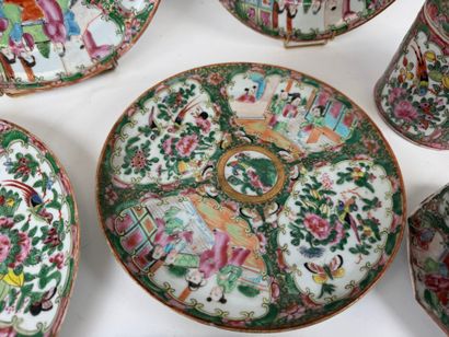 CANTON, early 20th century. 
Polychrome enameled...