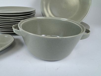 LONGCHAMP.
Part of a ceramic dinner service...