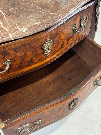 Small chest of drawers in wood and bottomless...