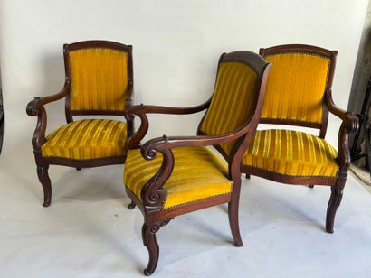 Set of 4 mahogany and mahogany veneered armchairs,...