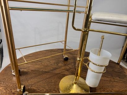 Bathroom set in gilded metal, glass and imitation...