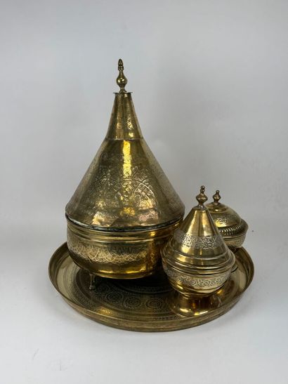 MOROCCO, early 20th century. 
Chased brass...