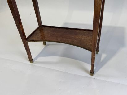 Small bedside table in wood and veneer opening...