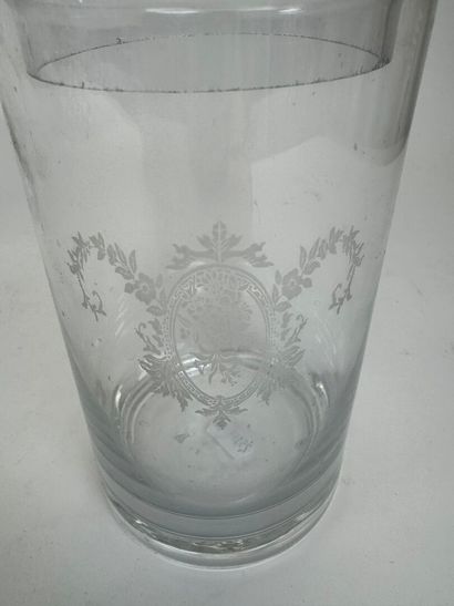 Crystal and glass lot including :
- large...