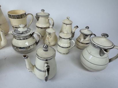 LANGEAIS.
Seventeen cream and silver-plated...