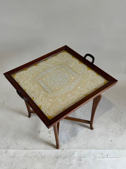 Folding base in molded beech with a square...