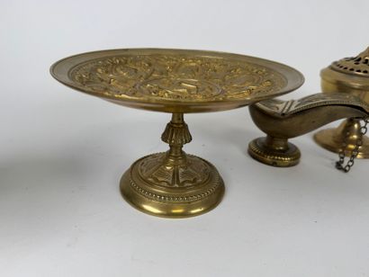 Various objects in brass and gilt and chased...