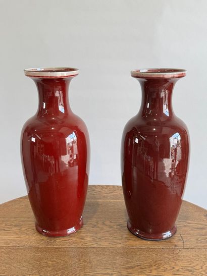 CHINA, 20th century.
Pair of oxblood enameled...