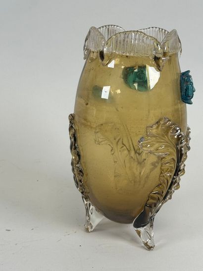 Tripod vase in colored glass with applied...