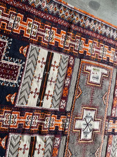 MOROCCO, 20th century. 
Hand-woven polychrome...