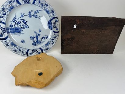 Lot including:
- CREIL and MONTERO/japan.
Large...