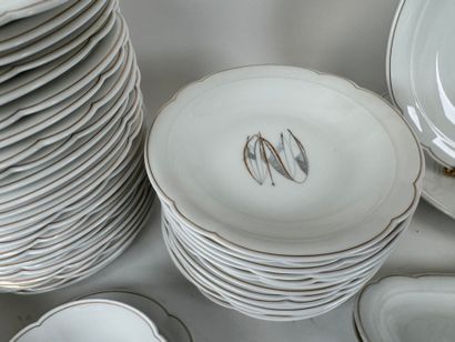 Georges BOYER, Limoges.
Part of a white porcelain...