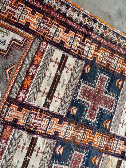 MOROCCO, 20th century. 
Hand-woven polychrome...