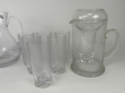 Glass orangeade set including: - a pitcher...