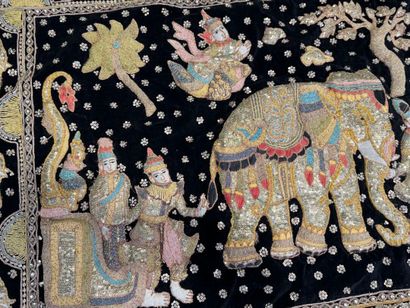 INDIA, 20th century.
Metallic thread and...