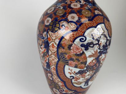 ASIA,20th century Polychrome porcelain baluster...