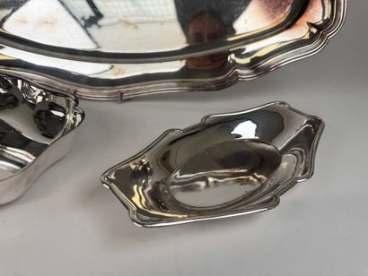Silver-plated metal lot including :
- a large...