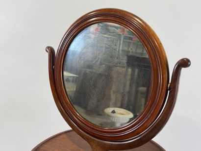 Tripod barber in walnut and mahogany opening...