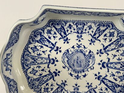 GIEN.
Polychrome earthenware set including...