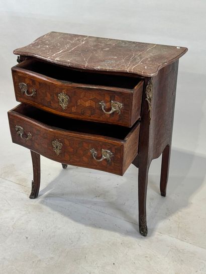 Small chest of drawers in wood and bottomless...